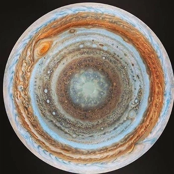 A cover of "ESO Paris Post Captions" cluster. The owner is sumedha. The cluster consists of 9 elements.