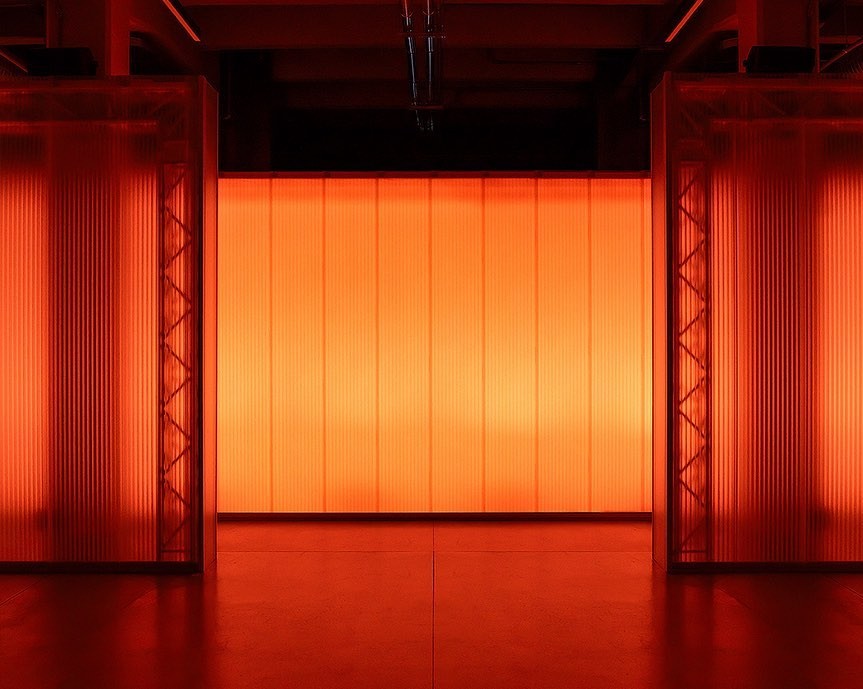 An Instagram carousel post added by ricca on Mar 08, 2024. The author is @abnormal_story.