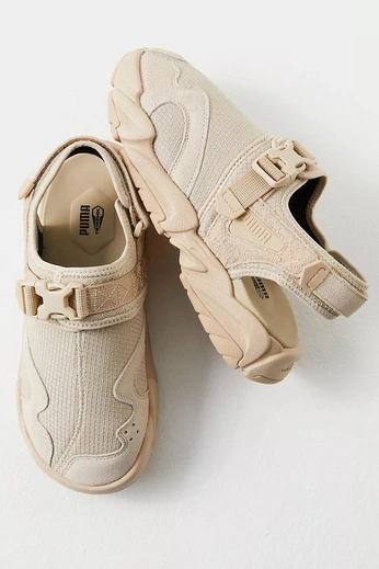 A cover of "Sneakers" cluster. The owner is cartam. The cluster consists of 1 element.