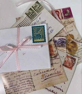 A cover of "letters" cluster. The owner is alleyrose. The cluster consists of 5 elements.