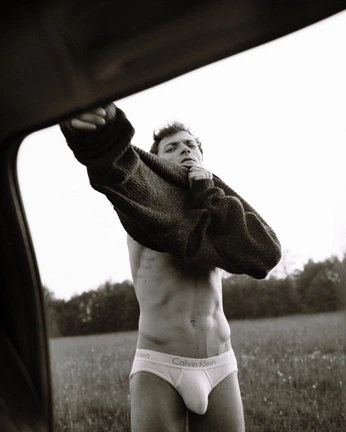 A cover of "Cool" cluster. The owner is noodlewei. The cluster consists of 1 element.