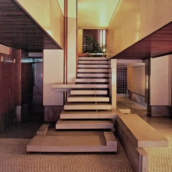 A cover of "Stairs" cluster. The owner is hejtobias. The cluster consists of 3 elements.
