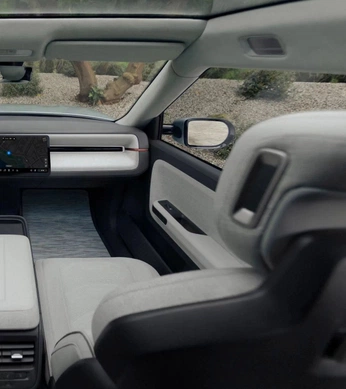 A cover of "véhicule" cluster. The owner is bmchl. The cluster consists of 9 elements.