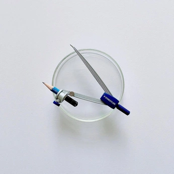 A cover of "normograph" cluster. The owner is sizo.8. The cluster consists of 59 elements.