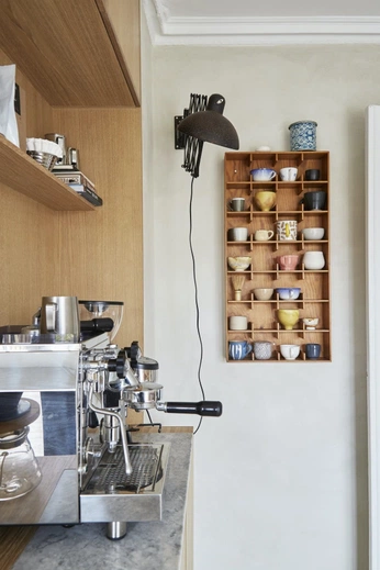 A cover of "berlin" cluster. The owner is cypherpunk. The cluster consists of 1 element.