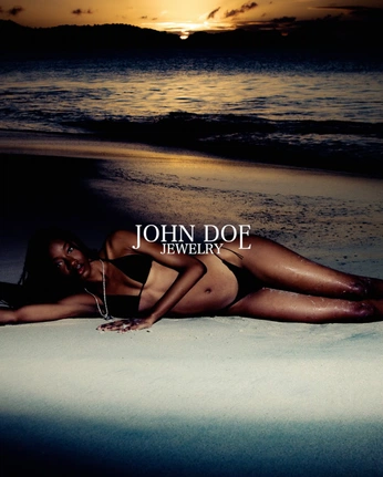 A cover of "Johndoe Jewelry" cluster. The owner is m.ads. The cluster consists of 106 elements.