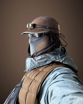 A cover of "One8" cluster. The owner is idfkslim. The cluster consists of 77 elements.