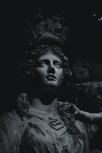 A cover of "design inspo" cluster. The owner is isoindustry. The cluster consists of 11 elements.