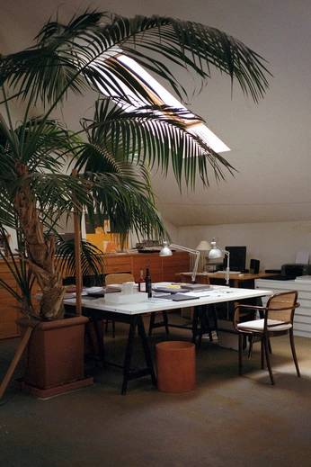 A cover of "office" cluster. The owner is milladevries. The cluster consists of 1 element.