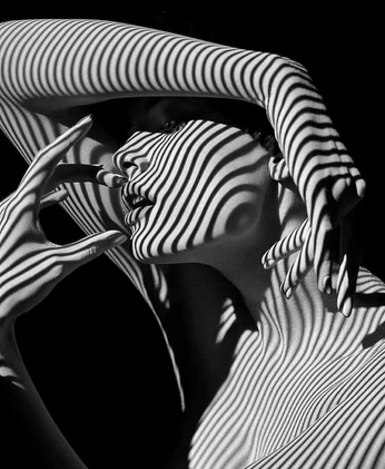 A cover of "Portrait Studio Ideas" cluster. The owner is akmirch. The cluster consists of 2 elements.