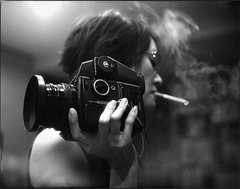 A cover of "Self Portrait with Cam" cluster. The owner is ridgerdale. The cluster consists of 30 elements.