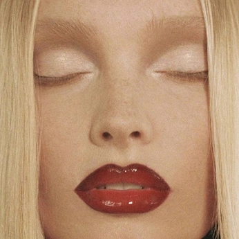 A cover of "Hoe life" cluster. The owner is roxxy. The cluster consists of 67 elements.