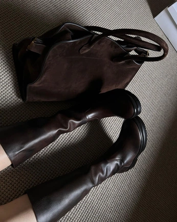 A cover of "moodboard" cluster. The owner is yasmine06. The cluster consists of 15 elements.