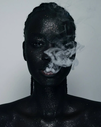 A cover of "Make up" cluster. The owner is bxj4rm.n. The cluster consists of 2 elements.