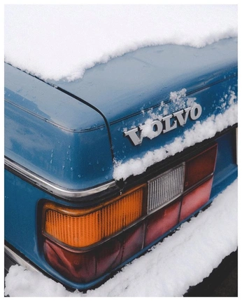 A cover of "AI SNOW" cluster. The owner is annathevault. The cluster consists of 2 elements.