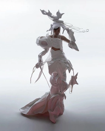 A cover of "fashion" cluster. The owner is freakingangelx. The cluster consists of 13 elements.