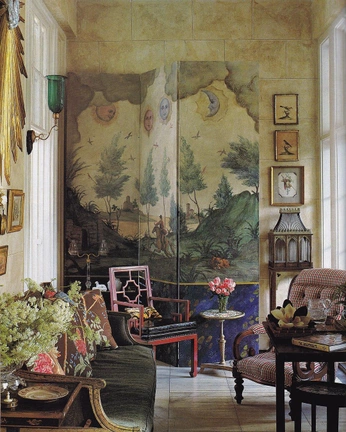 A cover of "Interior" cluster. The owner is joisbarelyhere. The cluster consists of 3 elements.