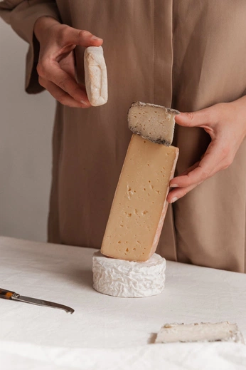 A cover of "сыры" cluster. The owner is fullofsoup. The cluster consists of 11 elements.