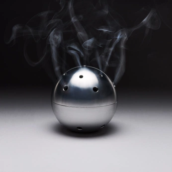 A cover of "Home" cluster. The owner is stringertv. The cluster consists of 2 elements.