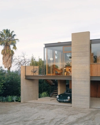 A cover of "2025 vision board" cluster. The owner is bohnd. The cluster consists of 9 elements.