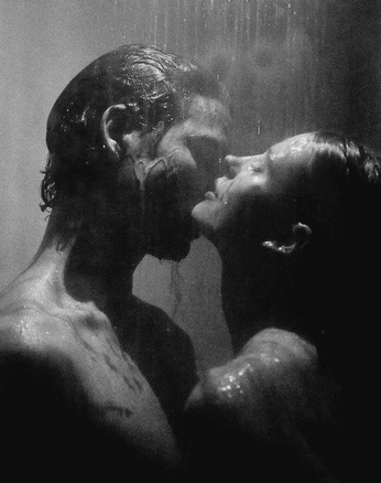 A cover of "art" cluster. The owner is amara.noir. The cluster consists of 1 element.