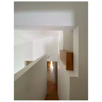 A cover of "intérieur" cluster. The owner is al.26. The cluster consists of 13 elements.