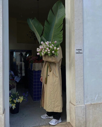 A cover of "flowers" cluster. The owner is unillala. The cluster consists of 8 elements.