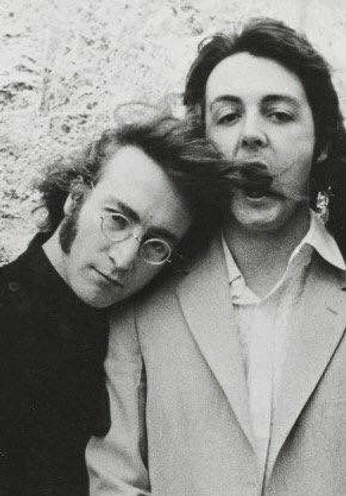 A cover of "Lennon" cluster. The owner is anguineusvir. The cluster consists of 5 elements.