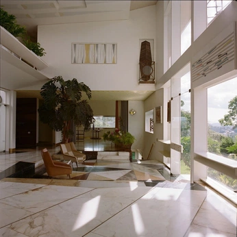 A cover of "Villa" cluster. The owner is timo1. The cluster consists of 9 elements.