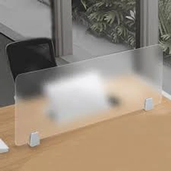 A cover of "translucent" cluster. The owner is natnatnat. The cluster consists of 18 elements.