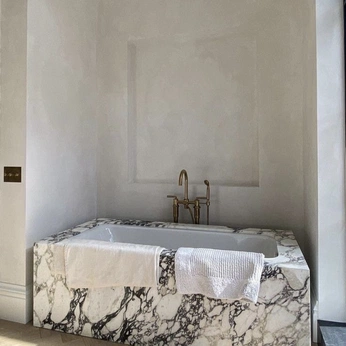 A cover of "<3" cluster. The owner is ingeschipper. The cluster consists of 22 elements.