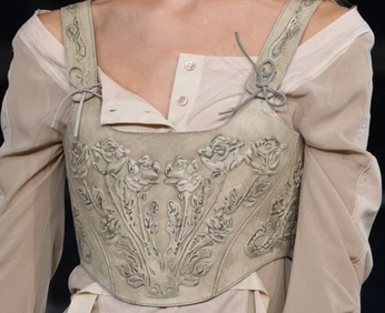 A cover of "lady of the lake" cluster. The owner is figbranch17. The cluster consists of 1 element.