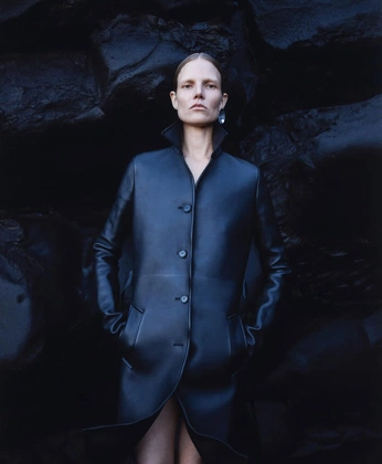 A cover of "leather" cluster. The owner is namaste.oomm. The cluster consists of 19 elements.