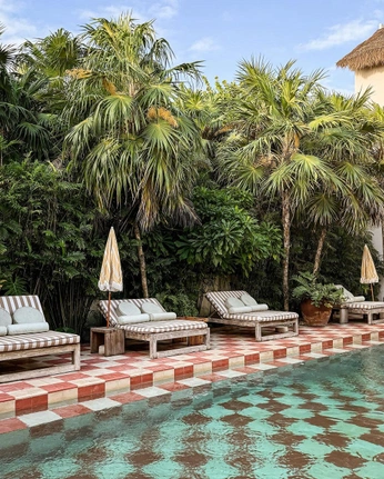 A cover of "Exterior" cluster. The owner is mvp123. The cluster consists of 1 element.