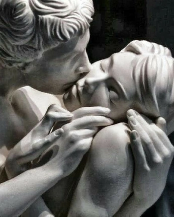 A cover of "Classic" cluster. The owner is featherfields. The cluster consists of 16 elements.