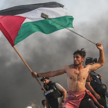 A cover of "libération" cluster. The owner is faahmy. The cluster consists of 13 elements.