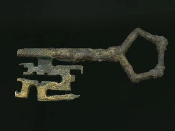 A cover of "Item Inspiration" cluster. The owner is thirtylily. The cluster consists of 17 elements.