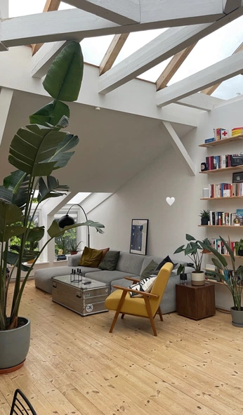 A cover of "Space" cluster. The owner is toyko. The cluster consists of 9 elements.