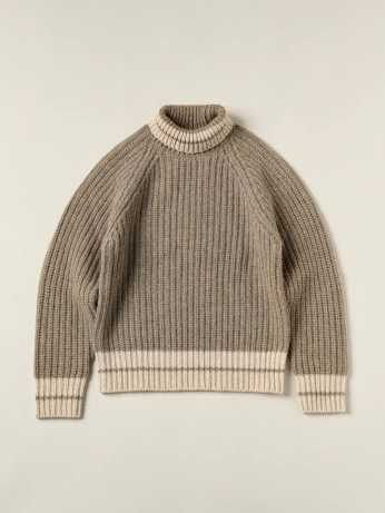 A cover of "holiday 27" cluster. The owner is subinyoohoo. The cluster consists of 1 element.