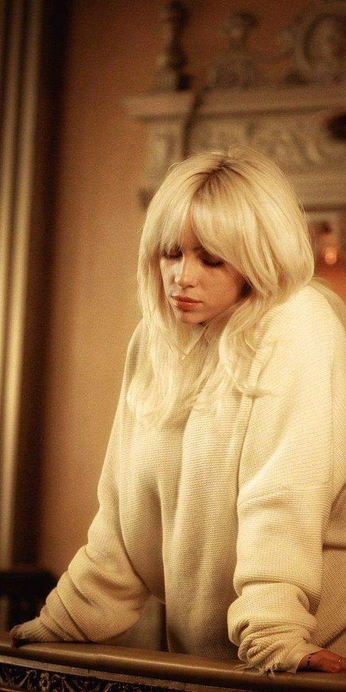 A cover of "billie" cluster. The owner is eveaurelius. The cluster consists of 1 element.