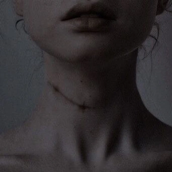 A cover of "dream self" cluster. The owner is thehermitoficial. The cluster consists of 15 elements.