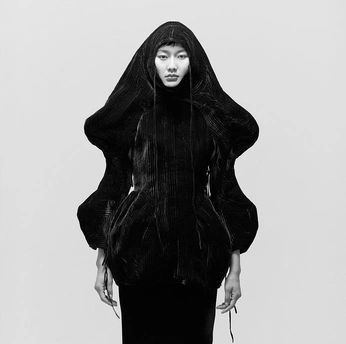 A cover of "fashion" cluster. The owner is valerieberk. The cluster consists of 12 elements.