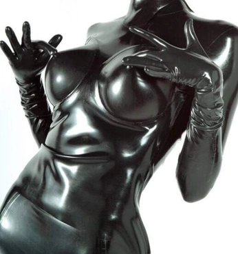 A cover of "Natasha" cluster. The owner is coolguyjinks. The cluster consists of 7 elements.