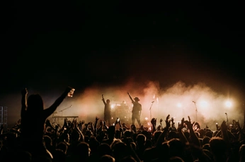 A cover of "Eistee" cluster. The owner is cardicaro. The cluster consists of 29 elements.