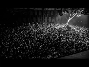 A cover of "rave" cluster. The owner is icky01. The cluster consists of 178 elements.