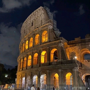 A cover of "italy" cluster. The owner is destinydesaeger. The cluster consists of 83 elements.