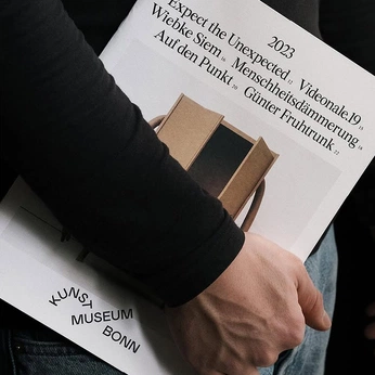 A cover of "TRM" cluster. The owner is ademan. The cluster consists of 35 elements.