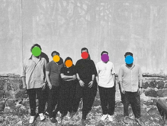 A cover of "Colour" cluster. The owner is treesap. The cluster consists of 11 elements.