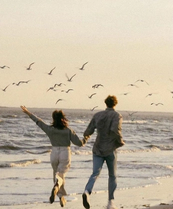 A cover of "people" cluster. The owner is seancespiriti. The cluster consists of 31 elements.