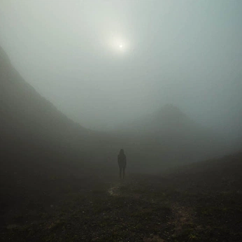 A cover of "aesthetic photos" cluster. The owner is kimklassen. The cluster consists of 112 elements.